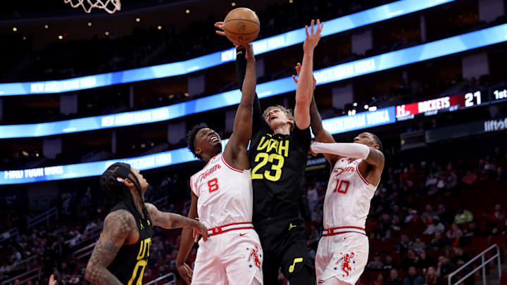 Should the Houston Rockets trade for Lauri Markkanen?