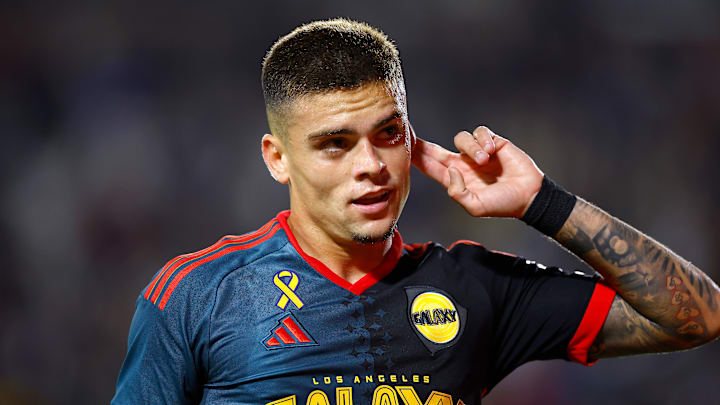 Gabriel Pec, do Los Angeles Galaxy, é eleito contratação do ano na MLS