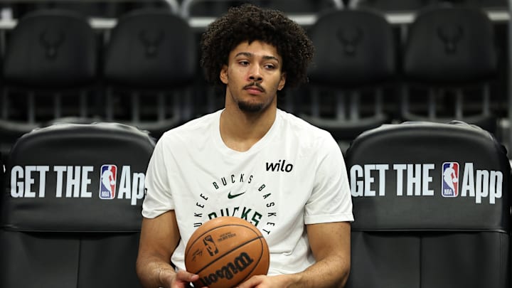 Philadelphia 76ers v Milwaukee Bucks
