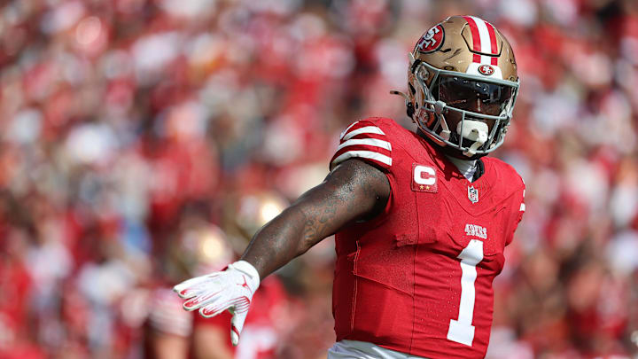 Nov 10, 2024; Tampa, Florida, USA; San Francisco 49ers wide receiver Deebo Samuel Sr. (1) against the Tampa Bay Buccaneers during the first half at Raymond James Stadium.