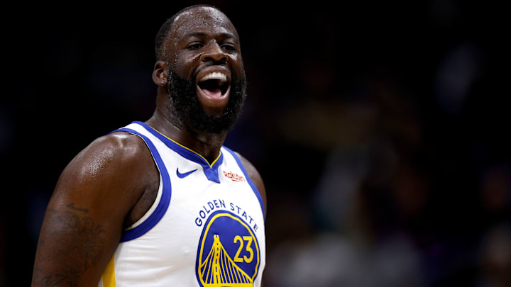 Golden State Warriors forward Draymond Green confronted a fan sitting courtside during the team’s game against the Pelicans.