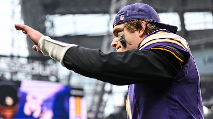 Jan 4, 2026; Minneapolis, Minnesota, USA; Minnesota Vikings quarterback J.J. McCarthy (9) walks off the field after the game against the Green Bay Packers at U.S. Bank Stadium. Jan 4, 2026; Minneapolis, Minnesota, USA; Minnesota Vikings quarterback J.J. McCarthy (9) walks off the field after the game against the Green Bay Packers at U.S. Bank Stadium.