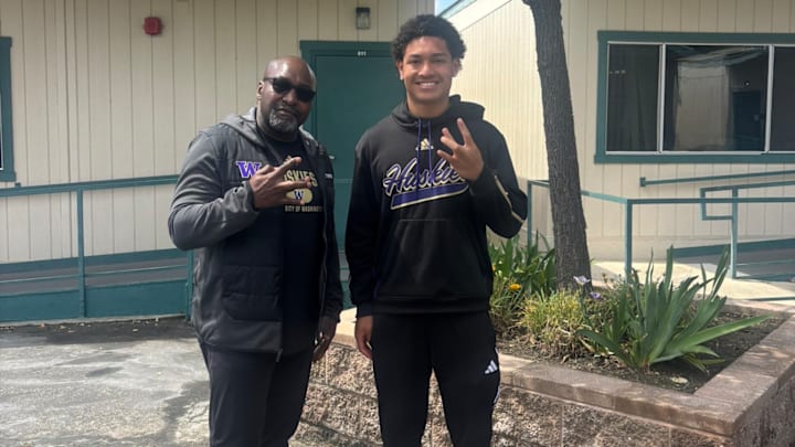 UW running-backs coach Scottie Graham paid a visit to one of SoCal's top runners, Brian Bonner. 