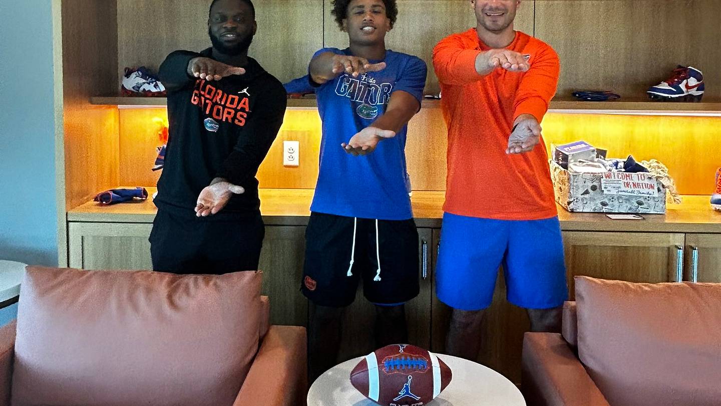 Ole Miss Football Looking To Gain Momentum For Prized Florida Gators WR Target