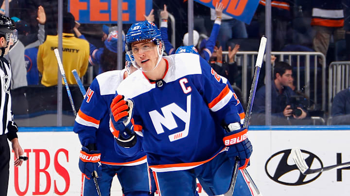 Los Angeles Kings v New York Islanders