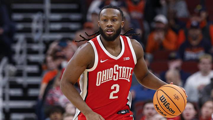 Mar 13, 2026; Chicago, IL, USA; Ohio State Buckeyes guard Bruce Thornton (2) brings the ball up court against the Michigan Wolverines during the first half at United Center. Mandatory Credit: Kamil Krzaczynski-Imagn Images