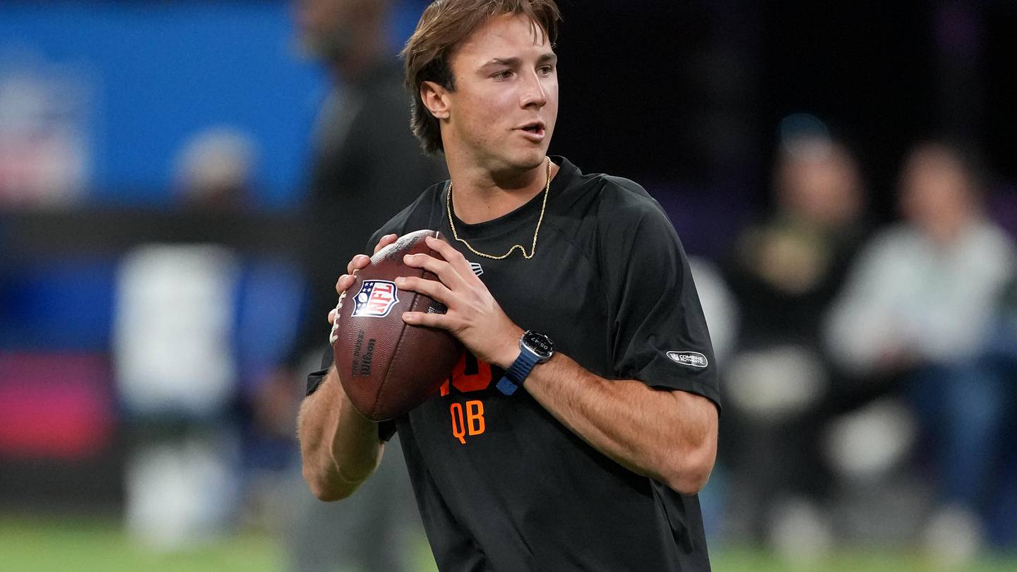 Cade Klubnik's OTA Performance Showcases Why Backup QB Competition Shouldn't Be Wide Open