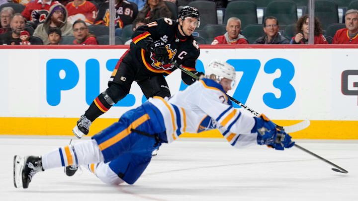 Buffalo Sabres v Calgary Flames Buffalo Sabres v Calgary Flames