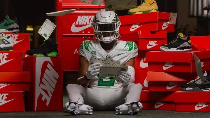 Brandon Finney on his visit to Eugene before committing to the Oregon Ducks. Brandon Finney on his visit to Eugene before committing to the Oregon Ducks.