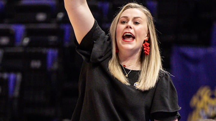 UNLV Lady Rebels head coach Lindy La Rocque gives direction against the Michigan Wolverines during the first half at Pete Maravich Assembly Center. Mandatory Credit: Stephen Lew-Imagn Images