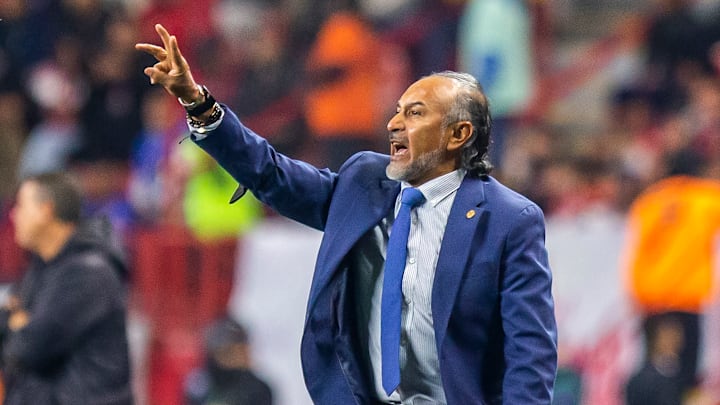 Raúl Gutiérrez se juega el puesto en Cruz Azul