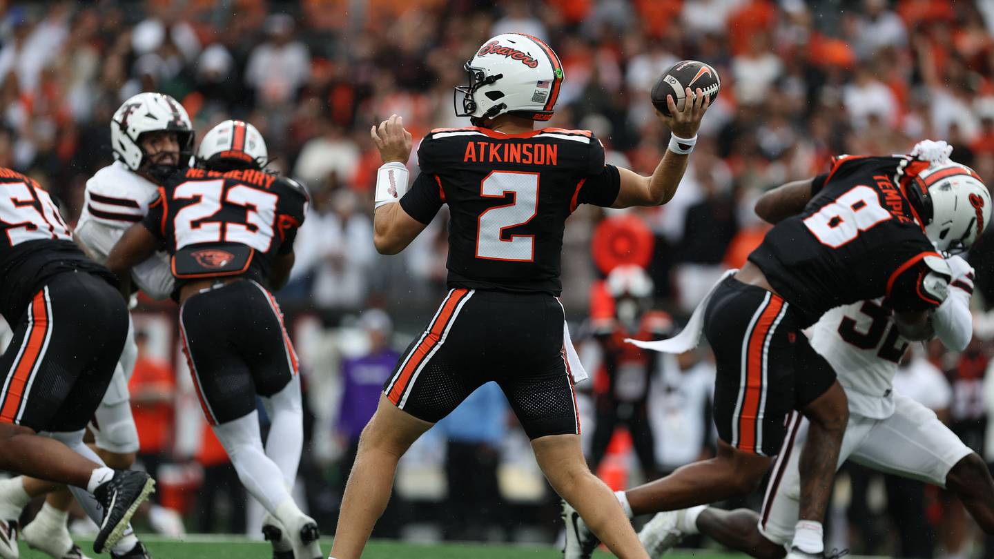 #13 Texas Tech Survives Oregon State, 35-24