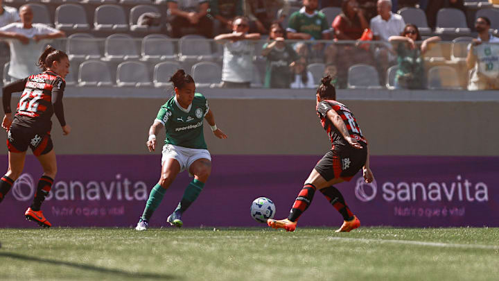 Palmeiras e Flamengo se enfrentam pela rodada seis do Brasileirão Feminino