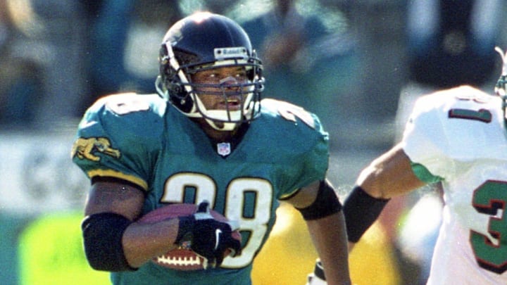 Brock Marion (31) tries to chase down former Jaguars running back Fred Taylor in a 2000 AFC playoff game at TIAA Bank Field. Marion, who played with Dallas, Miami and Detroit, will be part of the Jaguars coaching staff for training camp.
Spt 1fredtaylor01150 Brock Marion (31) tries to chase down former Jaguars running back Fred Taylor in a 2000 AFC playoff game at TIAA Bank Field. Marion, who played with Dallas, Miami and Detroit, will be part of the Jaguars coaching staff for training camp.
Spt 1fredtaylor01150