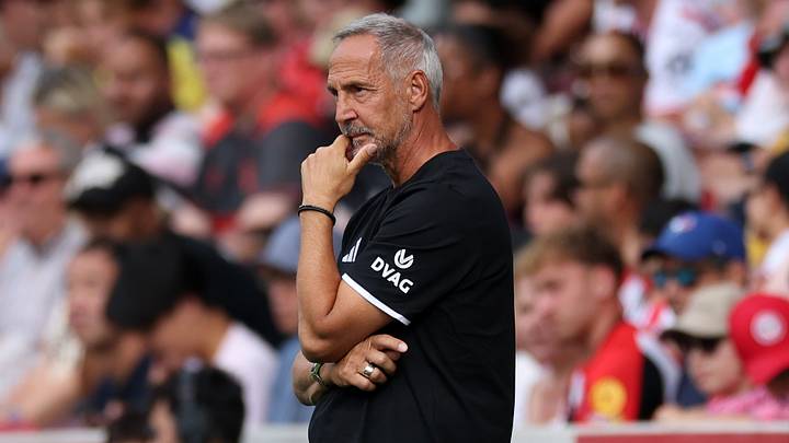 Eintracht-Coach Adi Hütter verlebte ein unangenehmes Testspiel Eintracht-Coach Adi Hütter verlebte ein unangenehmes Testspiel