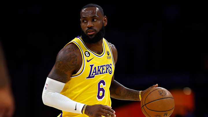 LeBron James sigue sumando marcas en la NBA