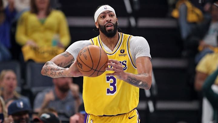 Davis regresó a su mejor nivel con los Lakers en el costado defensivo