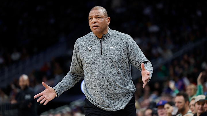 Detroit Pistons v Milwaukee Bucks