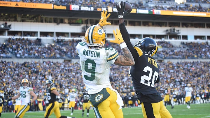 El fútbol americano tiene matices distintos al rugby