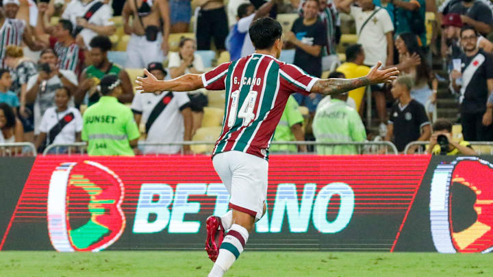 Cano foi o nome da partida no Maracanã