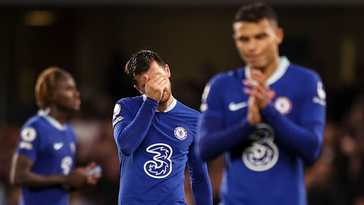 Sem protagonistas, Chelsea vai afundando em desempenho na Premier League 