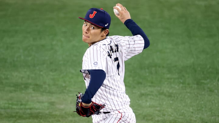 Yoshinobu Yamamoto está en la mira de los Mets