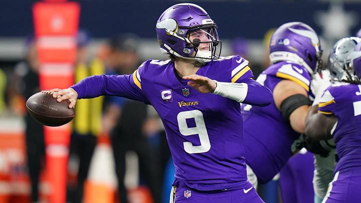 Dec 14, 2025; Arlington, Texas, USA; Minnesota Vikings quarterback J.J. McCarthy (9) throws during the first half against the Dallas Cowboys at AT&T Stadium. Dec 14, 2025; Arlington, Texas, USA; Minnesota Vikings quarterback J.J. McCarthy (9) throws during the first half against the Dallas Cowboys at AT&T Stadium.