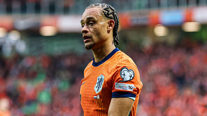 Xavi Simons im Trikot der Niederlande. In der kommenden Saison wird er wohl blau tragen
