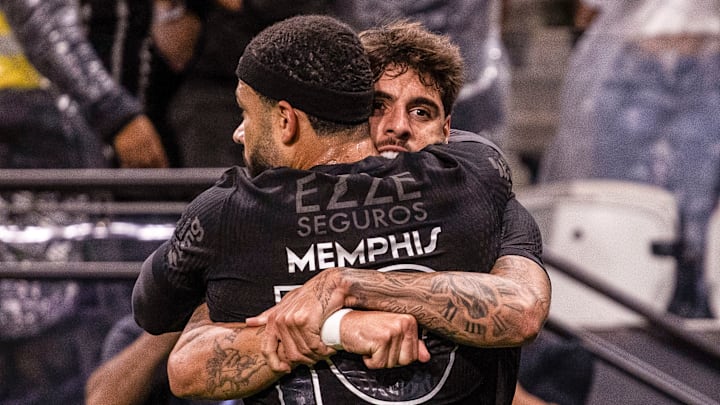 Yuri Alberto volta ao time titular do Corinthians no Dérbi; Memphis é dúvida.