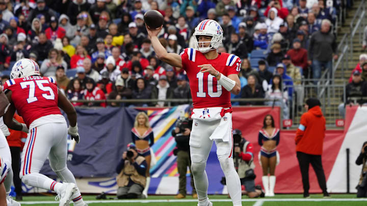 Oct 13, 2024; Foxborough, Massachusetts, USA; New England Patriots quarterback Drake Maye (10) throws the ball against the Houston Texans during the second half at Gillette Stadium. Oct 13, 2024; Foxborough, Massachusetts, USA; New England Patriots quarterback Drake Maye (10) throws the ball against the Houston Texans during the second half at Gillette Stadium.