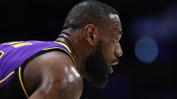San Antonio Spurs v Los Angeles Lakers