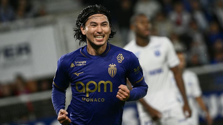 Takumi Minamino, buteur face à l'AJ Auxerre.