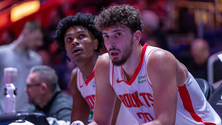 Jan 12, 2024; Detroit, Michigan, USA; Houston Rockets center Alperen Sengun (28) and forward Amen Thompson (1) sit on the sidelines on a play stoppage against the Detroit Pistons during the in the first half at Little Caesars Arena. Mandatory Credit: David Reginek-Imagn Images Jan 12, 2024; Detroit, Michigan, USA; Houston Rockets center Alperen Sengun (28) and forward Amen Thompson (1) sit on the sidelines on a play stoppage against the Detroit Pistons during the in the first half at Little Caesars Arena. Mandatory Credit: David Reginek-Imagn Images