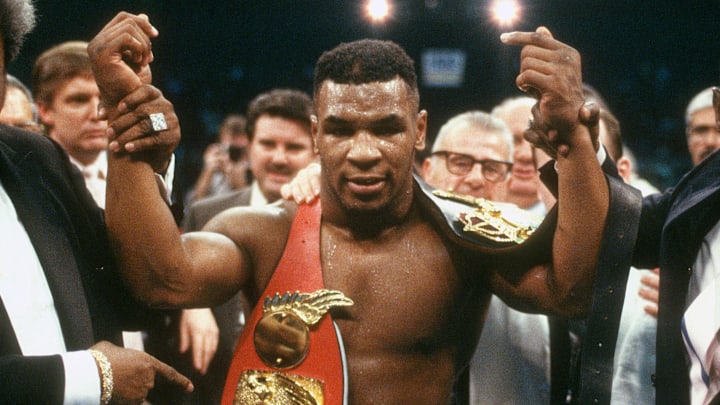 Mike Tyson debutó en el boxeo profesional el 6 de marzo de 1985