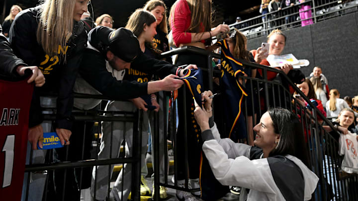 Indiana Fever v Washington Mystics