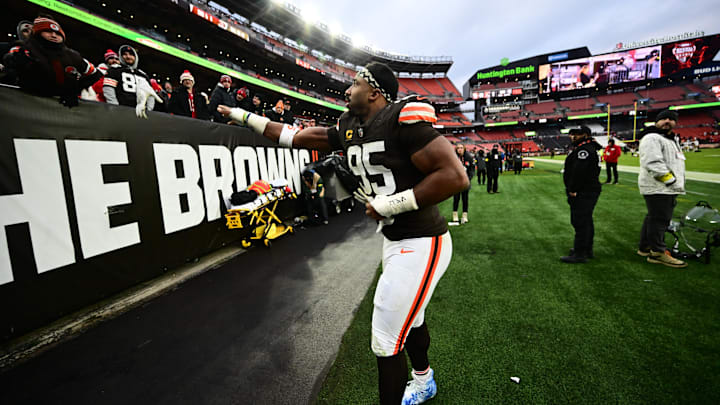 Nov 30, 2025; Cleveland, Ohio, USA; Cleveland Browns defensive end Myles Garrett (95) greets fans as he walks off the field after the loss to the San Francisco 49ers at Huntington Bank Field. Mandatory Credit: Ken Blaze-Imagn Images Nov 30, 2025; Cleveland, Ohio, USA; Cleveland Browns defensive end Myles Garrett (95) greets fans as he walks off the field after the loss to the San Francisco 49ers at Huntington Bank Field. Mandatory Credit: Ken Blaze-Imagn Images
