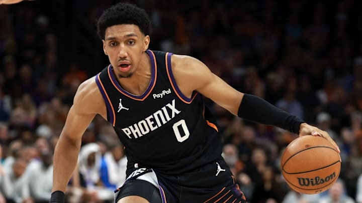 Jan 4, 2026; Phoenix, Arizona, USA; Phoenix Suns forward Ryan Dunn (0) against the Oklahoma City Thunder at Mortgage Matchup Center. Mandatory Credit: Mark J. Rebilas-Imagn Images