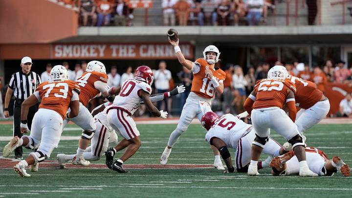 Nov 22, 2025; Austin, Texas, USA; Texas Longhorns quarterback Arch Manning (16) throws a pass during the second half against the Arkansas Razorbacks at Darrell K Royal-Texas Memorial Stadium. Mandatory Credit: Scott Wachter-Imagn Images Nov 22, 2025; Austin, Texas, USA; Texas Longhorns quarterback Arch Manning (16) throws a pass during the second half against the Arkansas Razorbacks at Darrell K Royal-Texas Memorial Stadium. Mandatory Credit: Scott Wachter-Imagn Images