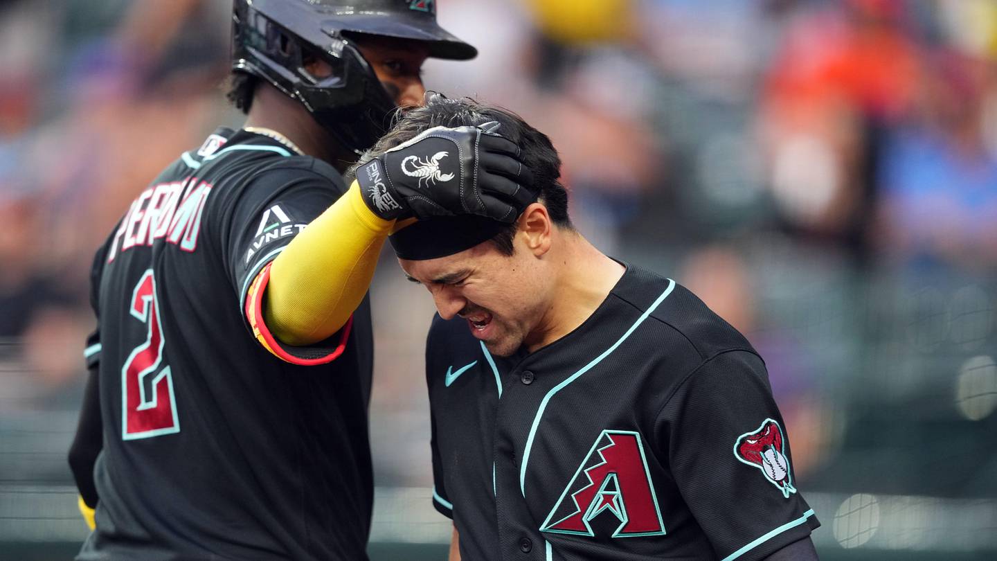 Corbin Carroll Not in D-backs Lineup After Being Hit in Head by Throw