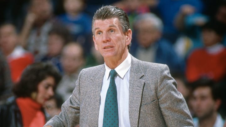 Paul Westhead entrenó a los Denver Nuggets tras su salida de los Lakers