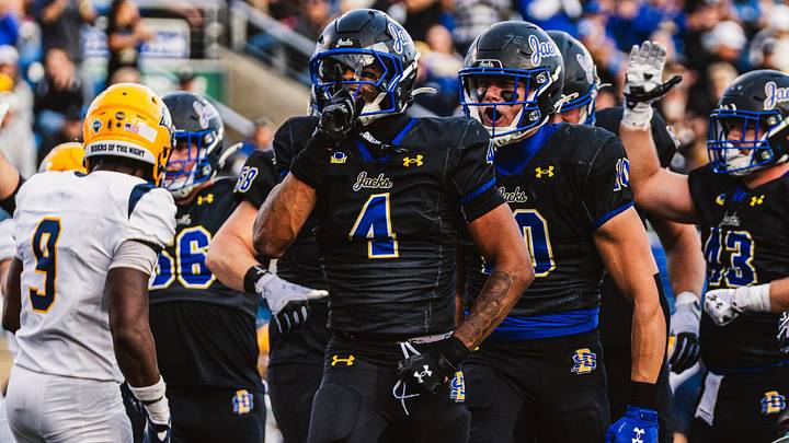 South Dakota State running back Corey Blair Jr. (4) South Dakota State running back Corey Blair Jr. (4)
