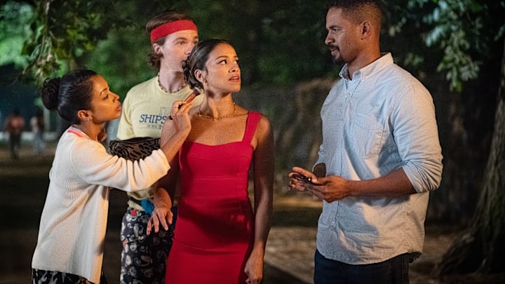 Players. (L-R) Liza Koshy as Ashley, Joel Courtney as Little, Gina Rodriguez as Mack and Damon Wayans Jr. as Adam in Players. Cr. K.C. Bailey/Netflix ©2023.