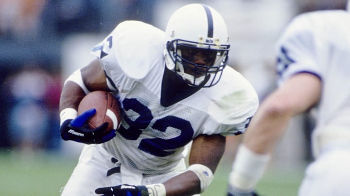 Jan 1, 1994; Orlando, FL, USA; FILE PHOTO; Penn State Nittany Lions running back Ki-Jana Carter (32) in action against the Tennessee Volunteers during the 1994 Citrus Bowl. Mandatory Credit: Photo By Imagn Images Jan 1, 1994; Orlando, FL, USA; FILE PHOTO; Penn State Nittany Lions running back Ki-Jana Carter (32) in action against the Tennessee Volunteers during the 1994 Citrus Bowl. Mandatory Credit: Photo By Imagn Images