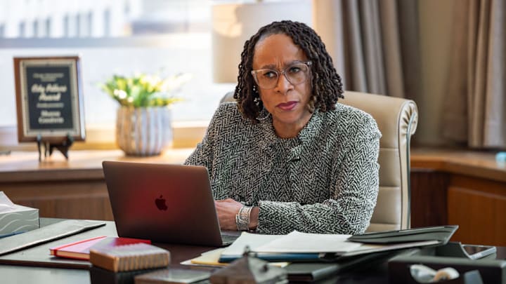 CHICAGO MED -- "Things Left Unsaid" Episode 1118 -- Pictured: S. Epatha Merkerson as Sharon Goodwin 