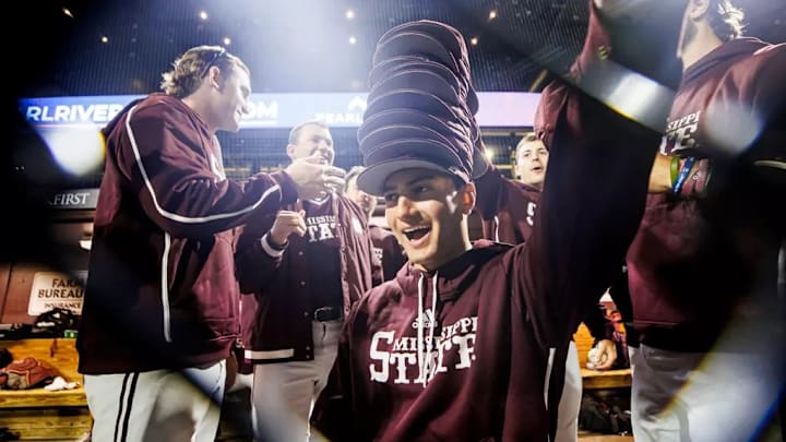 Mississippi State Outfielder Landis Davila (#6) during the game between the Kentucky Wildcats and the Mississippi State Bulldogs at Dudy Noble Field at Polk-Dement Stadium in Starkville, MS.