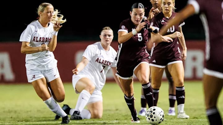 Mississippi State Midfielder Ally Perry (#5) during the match between the Alabama Crimson Tide and the Mississippi State Bulldogs at the Alabama Soccer Stadium in Tuscaloosa, AL.