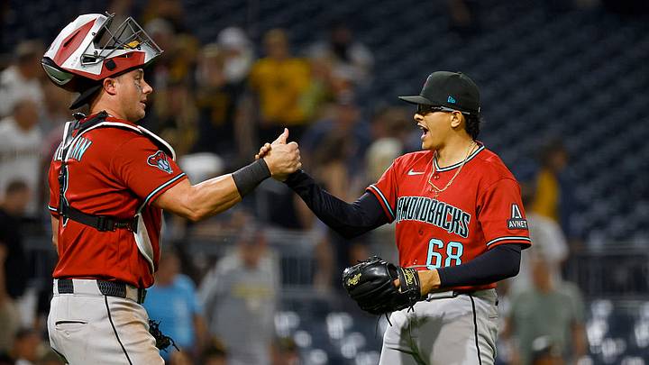 Gerardo Carrillo se apuntó su primer juego ganado en las Grandes Ligas con los D-Backs de Arizona