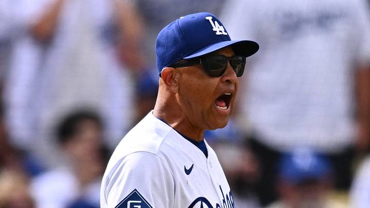 Los Angeles Dodgers manager Dave Roberts reacts Los Angeles Dodgers manager Dave Roberts reacts