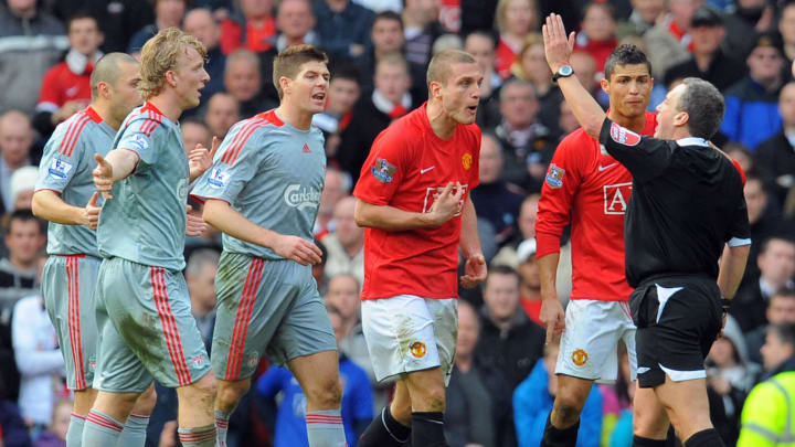 Steven Gerrard e Cristiano Ronaldo estão entre os personagens que participaram deste confronto