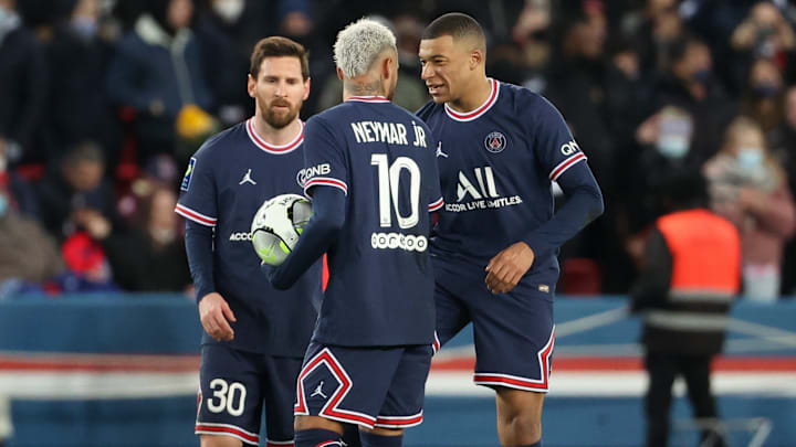 Les trois stars du PSG figurent sur le podium.